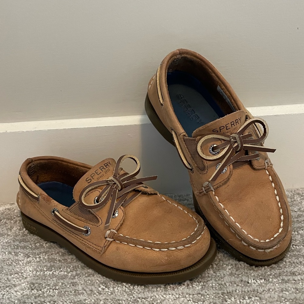 Boys Sperry shoe size 11 toddler